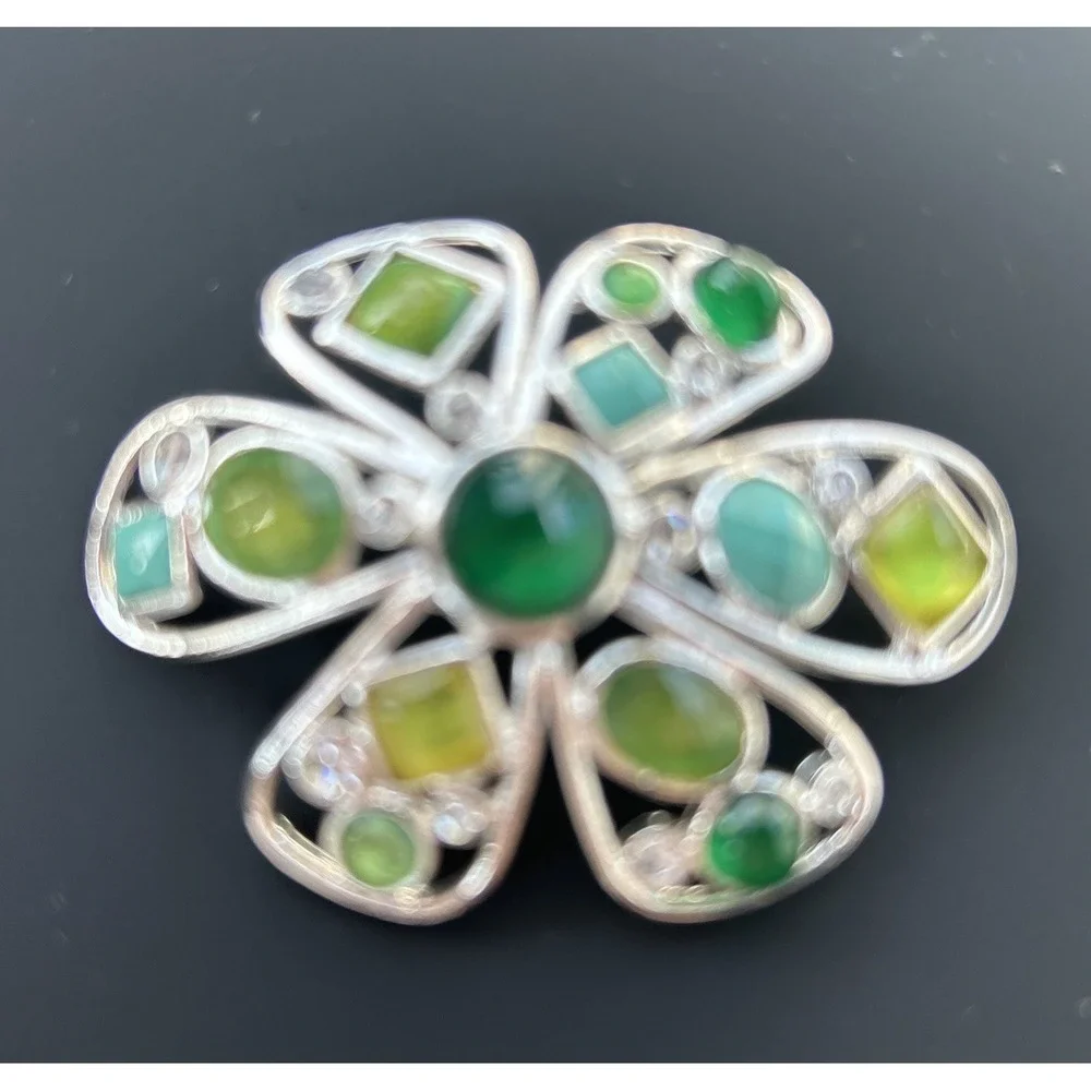 Vintage Flower Outline Blue Green Rhinestones /Cabochons  Silver Brooch classic